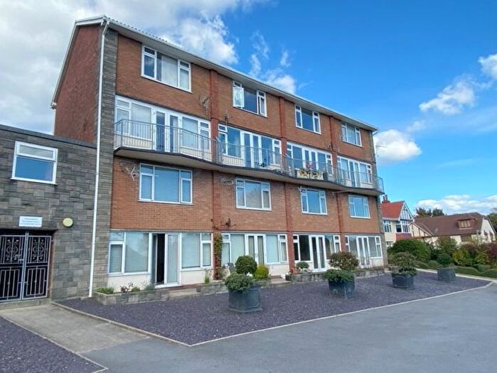 2 Bedroom Maisonette To Rent In Sketty, Tycoch Maisonettes, SA2