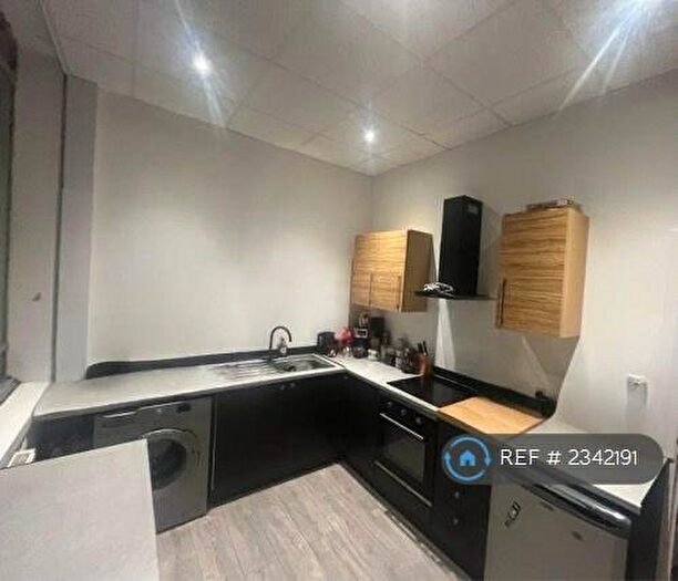 1 Bedroom Flat To Rent In Station Road, Halfway, Sheffield, S20