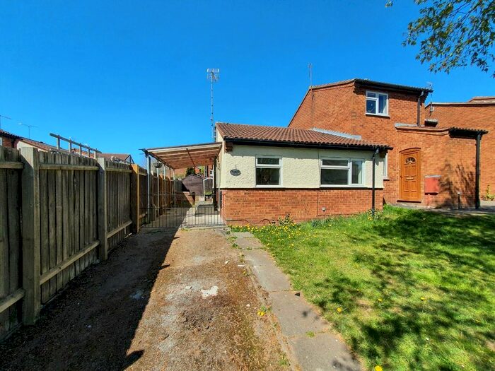 2 Bedroom Semi-Detached Bungalow To Rent In Shapfell, Brownsover, Rugby, CV21