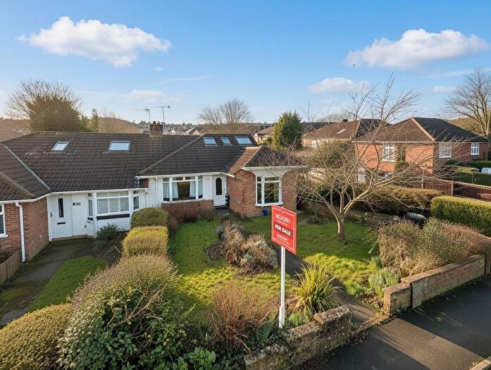 4 Bedroom Semi Detached House For Sale In Mill Rise, Brighton, BN1