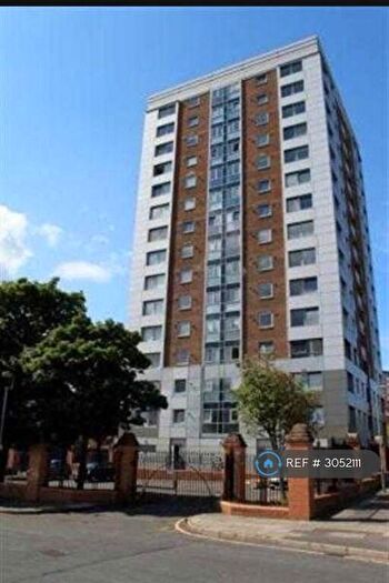 2 Bedroom Flat To Rent In Lace St, Liverpool, L3