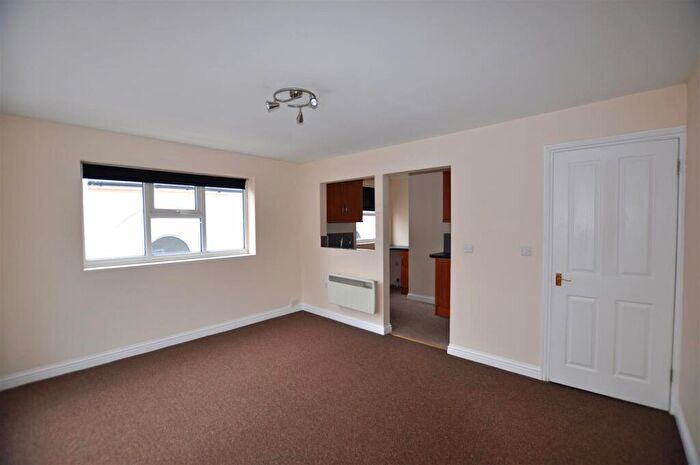 2 Bedroom Apartment To Rent In High Street, Hailsham, BN27