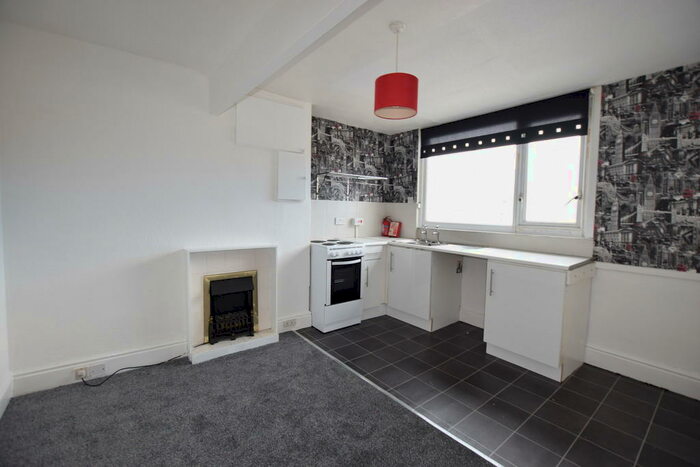 1 Bedroom Flat To Rent In Windsor Avenue, Blackpool, FY4