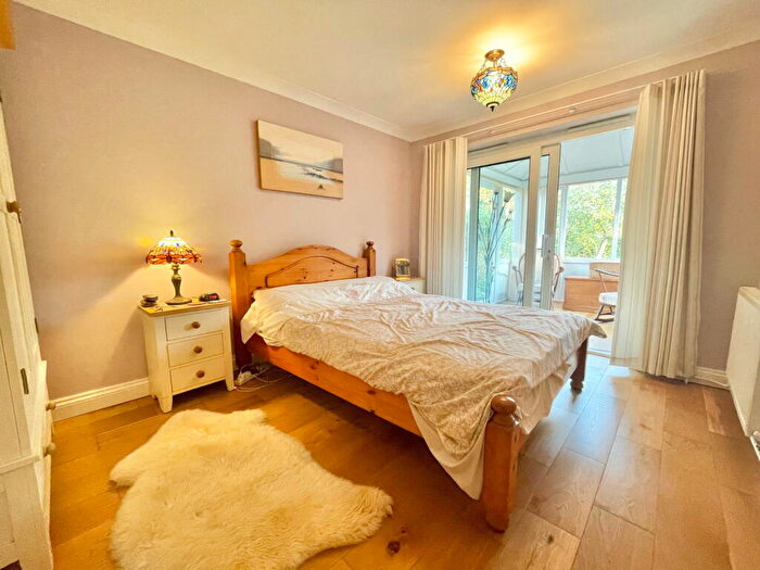 2 Bedroom Detached Bungalow For Sale In The Street, Winfarthing, IP22