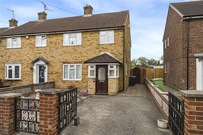 3 Bedroom End Of Terrace House For Sale In Kirby Road, Dartford, Kent, DA2