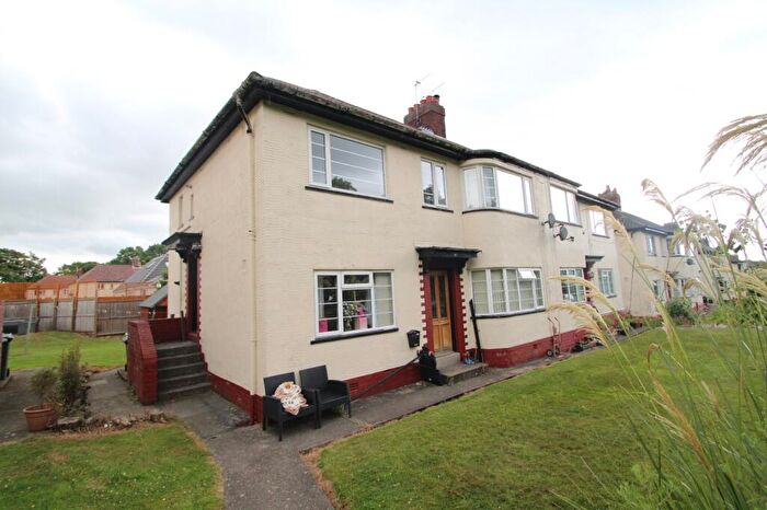 2 Bedroom Flat To Rent In New Adel Lane, Leeds, West Yorkshire, Uk, LS16