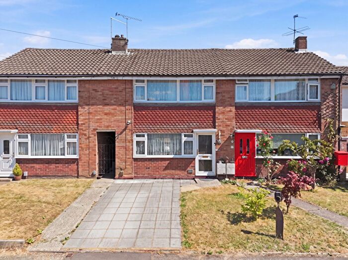 3 Bedroom Property For Sale In Melrose Avenue, Potters Bar, EN6