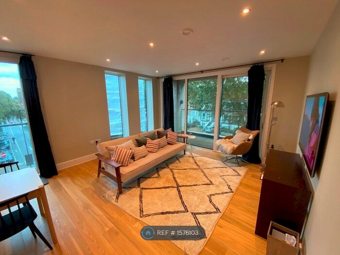 1 Bedroom Flat To Rent In Chiswick High Road, Chiswick, W4