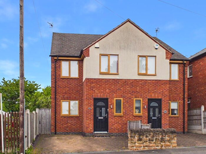 3 Bedroom Semi Detached House For Sale In Edgware Road, Nottingham, NG6