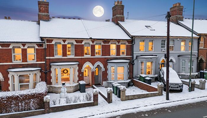 3 Bedroom Terraced House For Sale In Tonbridge Road, Maidstone, ME16