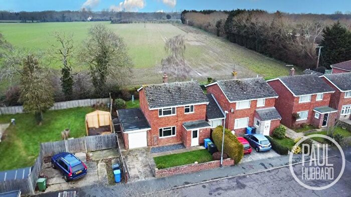 3 Bedroom Detached House For Sale In Pinewood Gardens, North Cove, Beccles, NR34