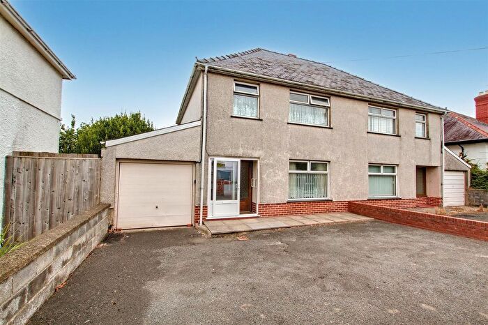 3 Bedroom Semi-detached House For Sale In Aberystwyth Road, Cardigan, SA43