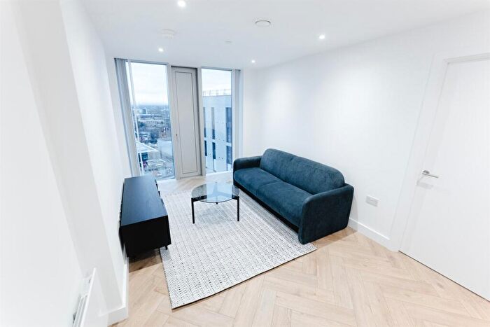 1 Bedroom Apartment To Rent In One Port Street, M1