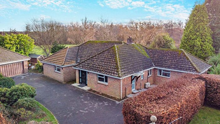 4 Bedroom Detached House For Sale In Denne Park, Horsham, RH13