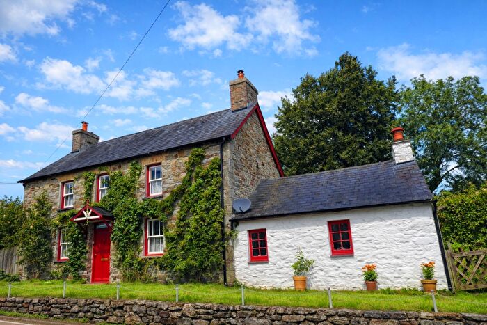 4 Bedroom Detached House For Sale In Drefach, Llanybydder, SA40