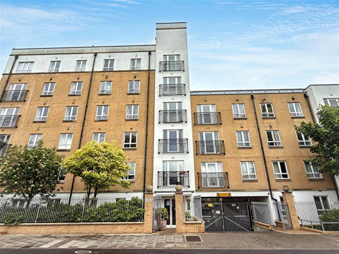 1 Bedroom Flat For Sale In Granite Apartments, Stratford, London, E15