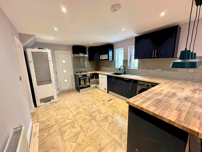 3 Bedroom House To Rent In Fouracres Road, Manchester, M23