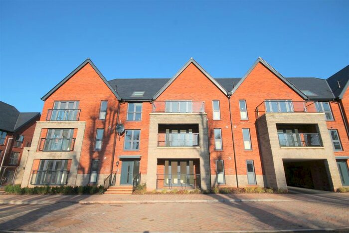 2 Bedroom Flat To Rent In Jenkins Way, Frenchay, Bristol BS16