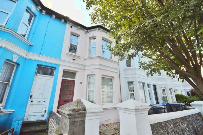 2 Bedroom Flat To Rent In Lennox Road, Worthing, BN11