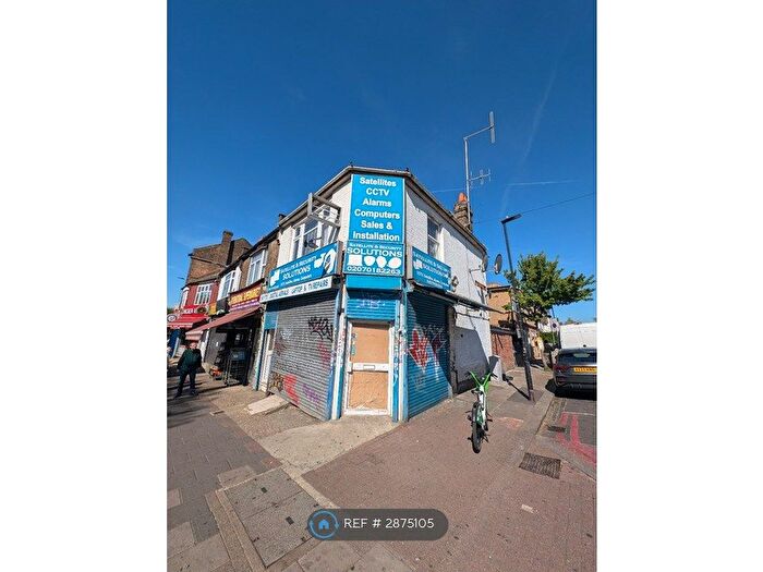 2 Bedroom Flat To Rent In High Road, London, N15