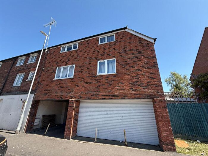 1 Bedroom Flat To Rent In Union Street, Dunstable, LU6