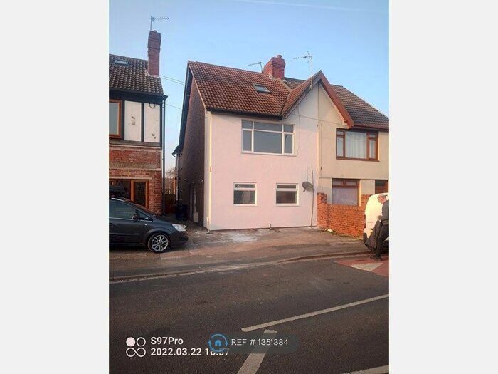 2 Bedroom Maisonette To Rent In Victoria Road, Bentley, Doncaster, DN5