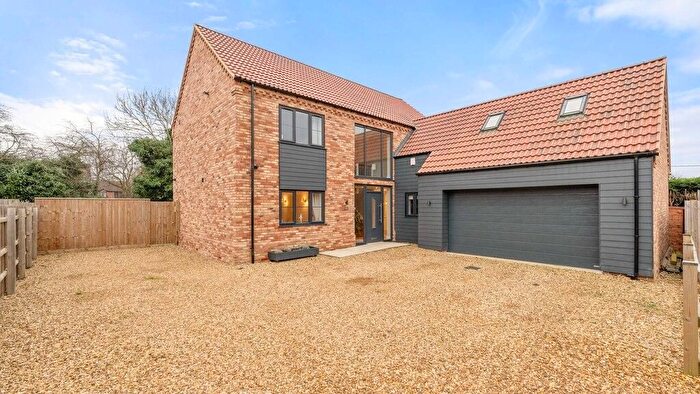 4 Bedroom Detached House For Sale In Bella Close, Terrington St John, Wisbech, Norfolk, PE14