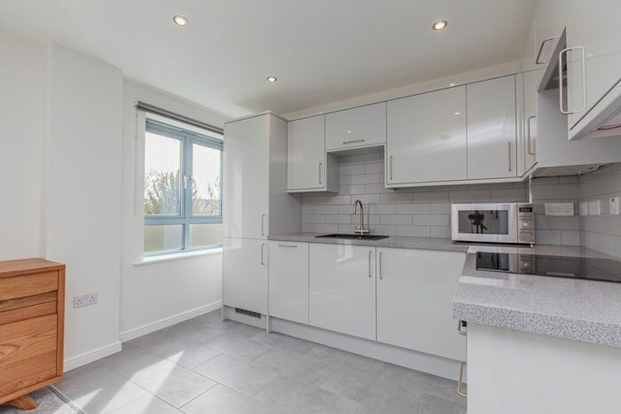 1 Bedroom Flat To Rent In Walton Well Road, Oxford, OX2