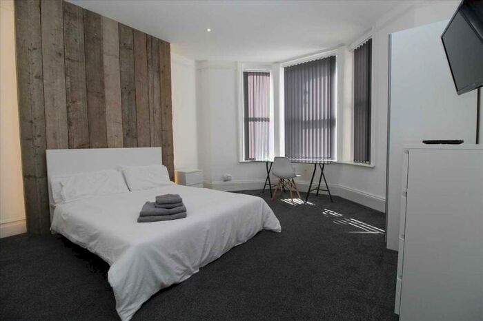 2 Bedroom Apartment To Rent In North Road East, Plymouth, Plymouth, PL4