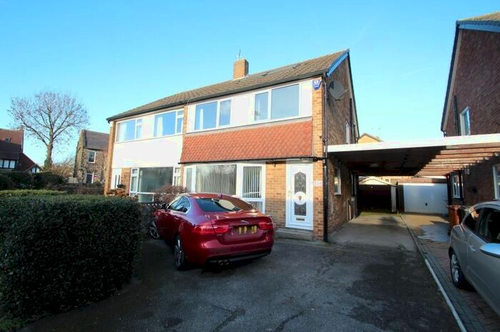 4 Bedroom Semi-Detached House To Rent In Victoria Mount, Horsforth, Leeds, West Yorkshire LS18