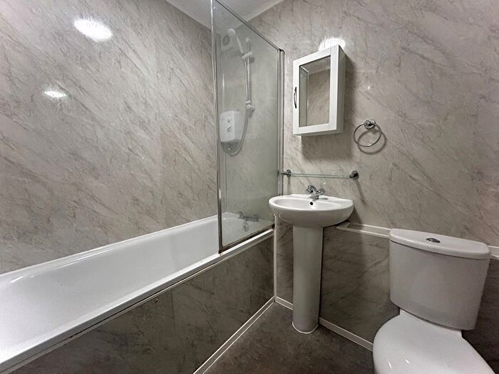 1 Bedroom Studio To Rent In Westmoreland Drive, Sutton, SM2