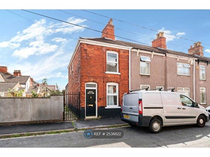 2 Bedroom End Of Terrace House To Rent In Lime Street, Grimsby, DN31