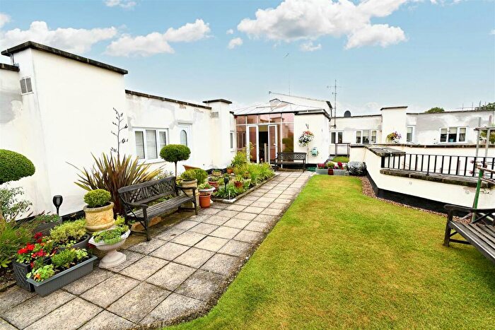 2 Bedroom Duplex For Sale In Regent Street, Leamington Spa, CV32