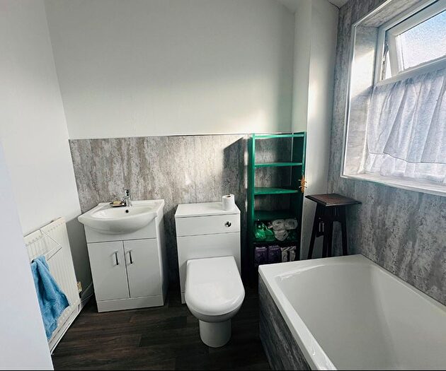 1 Bedroom Flat To Rent In London Road, Pembroke Dock, SA72