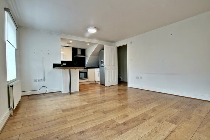 2 Bedroom Apartment To Rent In London Road, Bromley, BR1