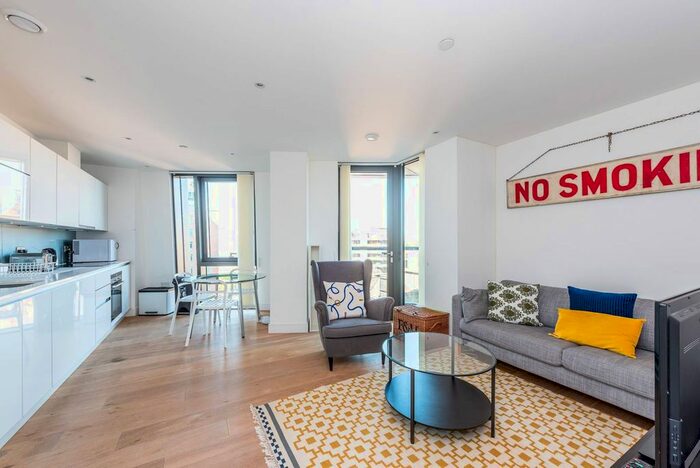 2 Bedroom Flat To Rent In Parliament House, Kennington, London, SE1