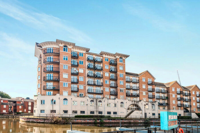 2 Bedroom Apartment To Rent In Blakes Quay, Reading, RG1