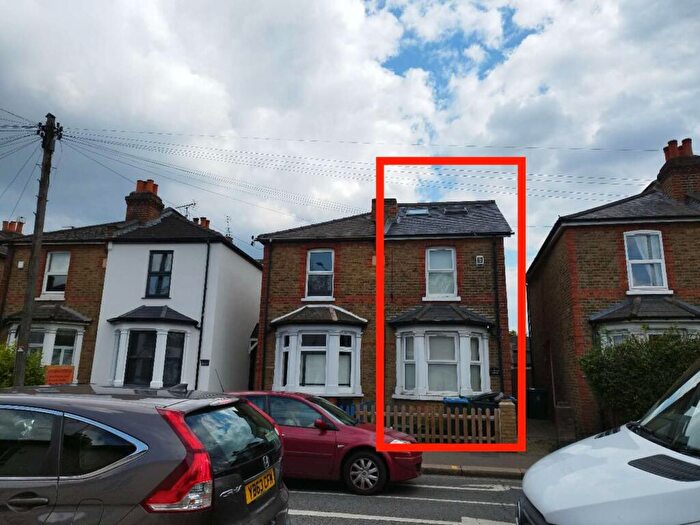 2 Bedroom Flat To Rent In Clarence Villas, Hawks Road, KT1