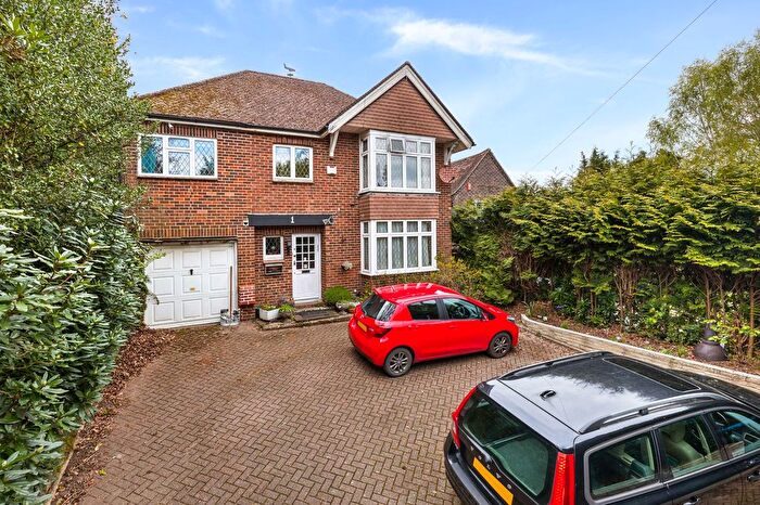 5 Bedroom Detached House For Sale In Sandhawes Hill, East Grinstead, RH19