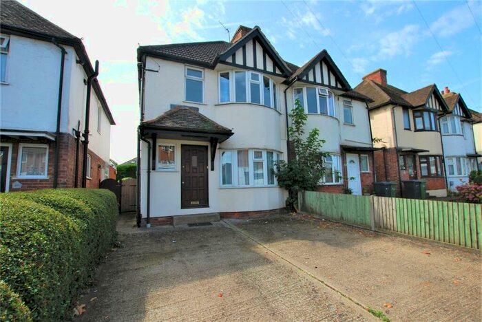 4 Bedroom Semi-Detached House To Rent In Woodbridge Hill, Guildford, Surrey, GU2