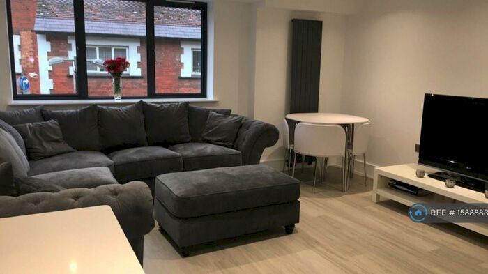 2 Bedroom Flat To Rent In Church House Church Street, Ware, SG12