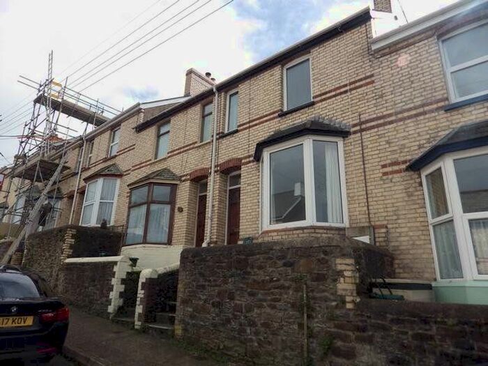 3 Bedroom Terraced House To Rent In Clifton Street, Bideford, EX39