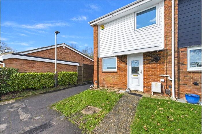 3 Bedroom End Terrace House For Sale In Madingley, Bracknell, Berkshire, RG12