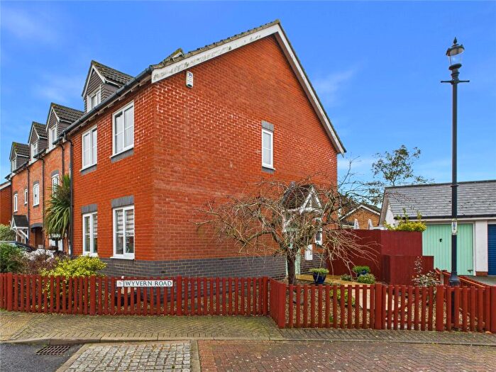 3 Bedroom End Of Terrace House For Sale In Wyvern Road, Ipswich, Suffolk, IP3