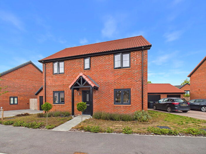 3 Bedroom Detached House For Sale In Castell Road, Bacton, IP14