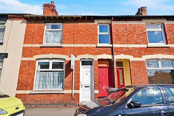 3 Bedroom Terraced House For Sale In Fuller Street, Kettering, Northamptonshire, NN16