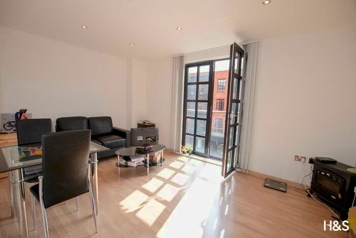 1 Bedroom Apartment To Rent In St. Pauls Square, Birmingham, B3