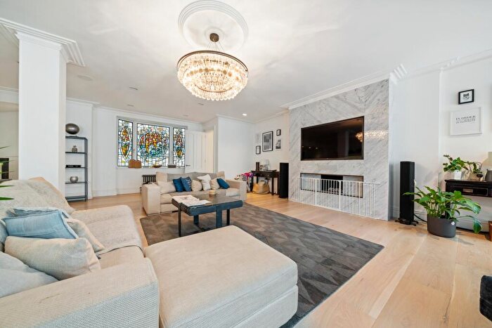 3 Bedroom Apartment For Sale In Abbey Lodge, Park Road, St Johns Wood, NW8