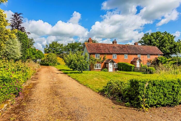 3 Bedroom End Of Terrace House For Sale In Haxted Road, Edenbridge, TN8