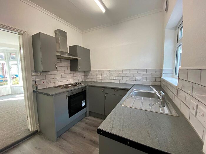 2 Bedroom Terraced House To Rent In Oakland Villas, Reynoldson St, Hull, HU5